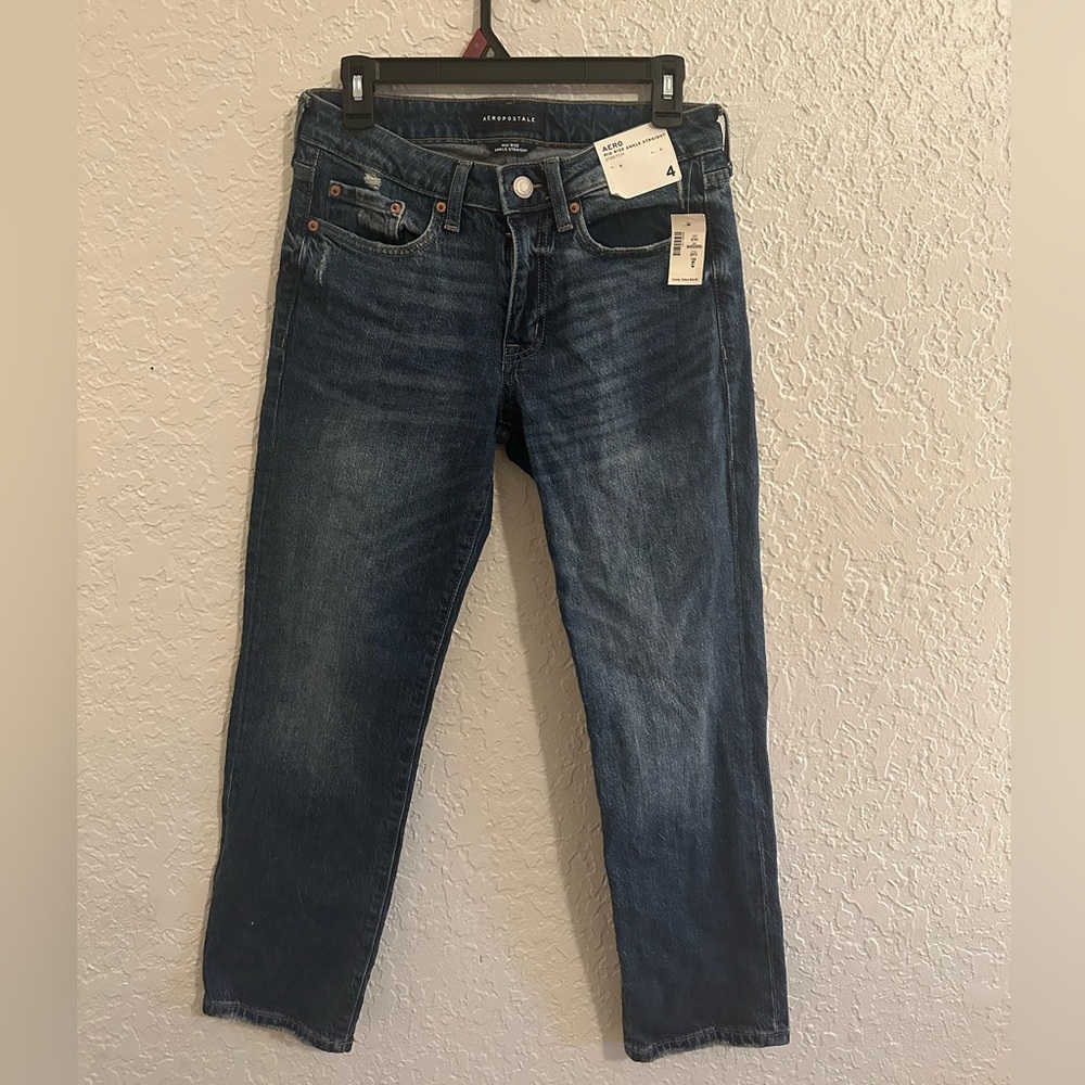 Aeropostale Women's Dark wash distressed  Straight  Jeans